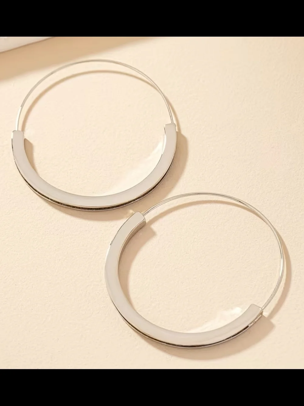 NWT* Silver Hoop Earrings *NEW